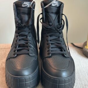 Women NIKE AIR JORDAN 1 BROOKLYN "BOOTS" BLACK-FLAT PEWTER SZ 10.5
